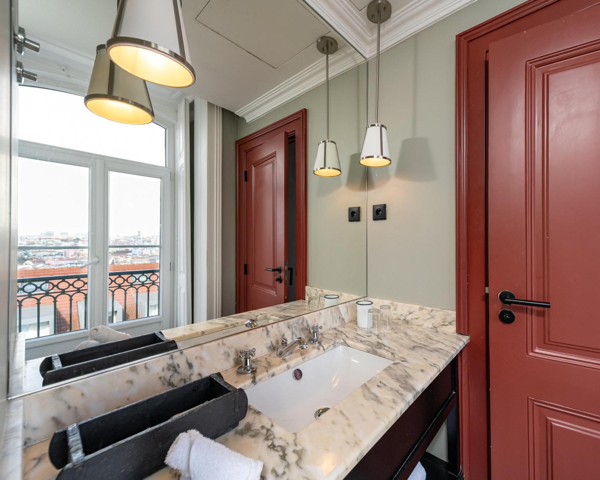 Pensao Londres Hotel ลิสบอน ภายนอก รูปภาพ