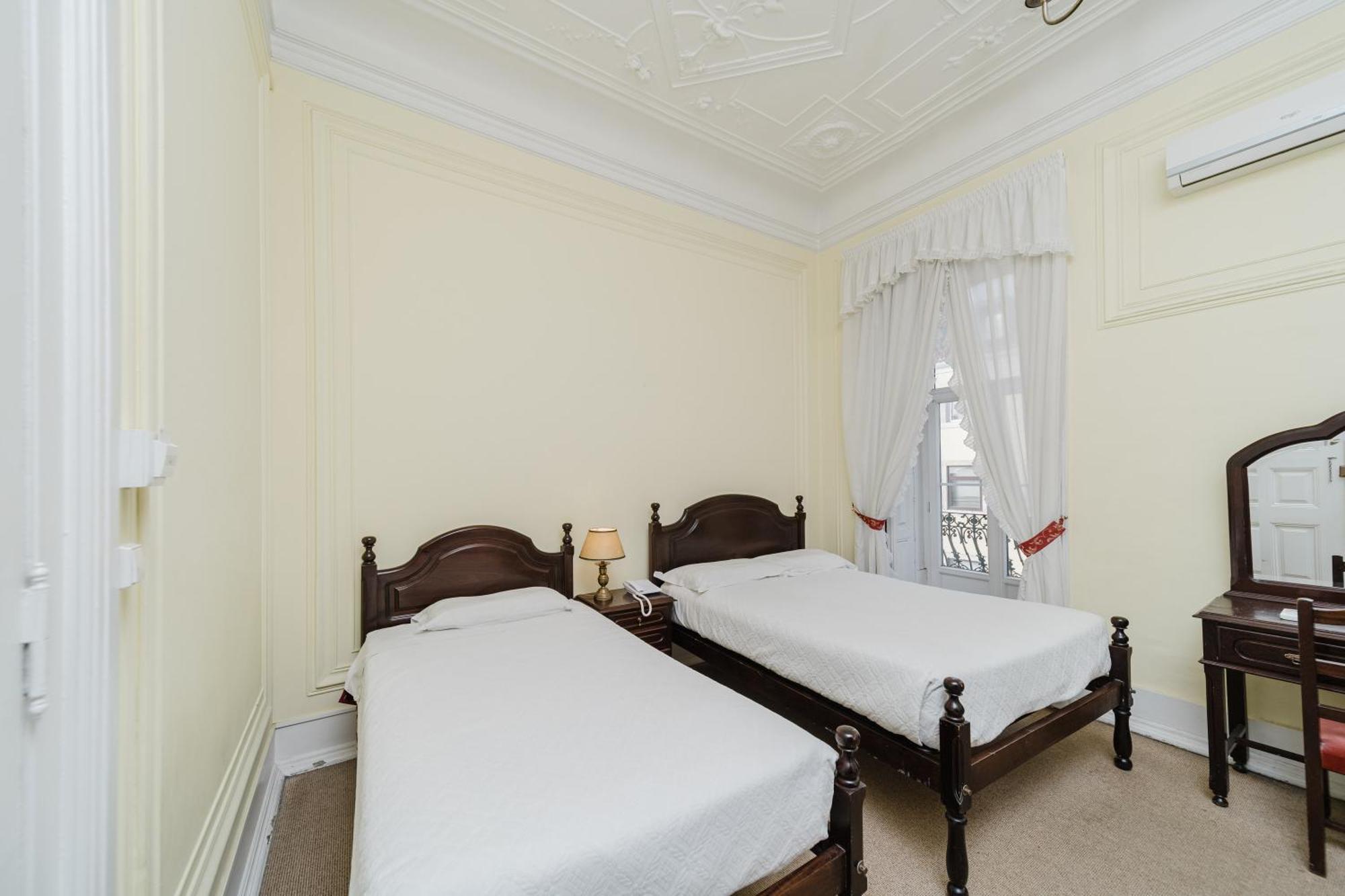 Pensao Londres Hotel ลิสบอน ภายนอก รูปภาพ