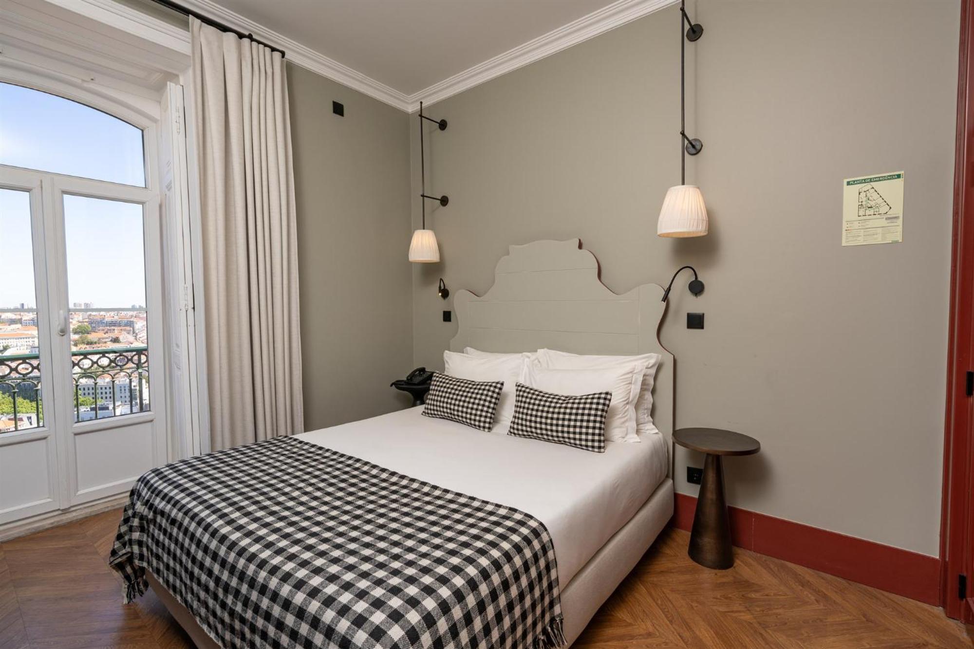 Pensao Londres Hotel ลิสบอน ภายนอก รูปภาพ